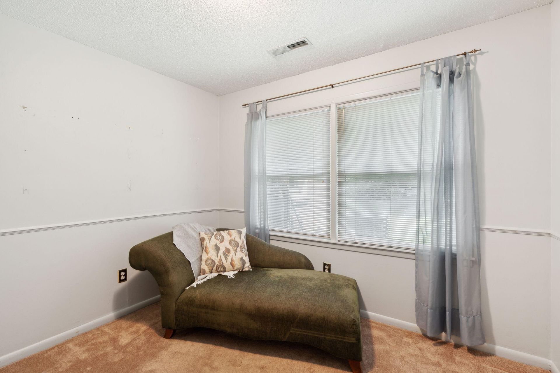 1764 Lady Ashley Street Photo 19