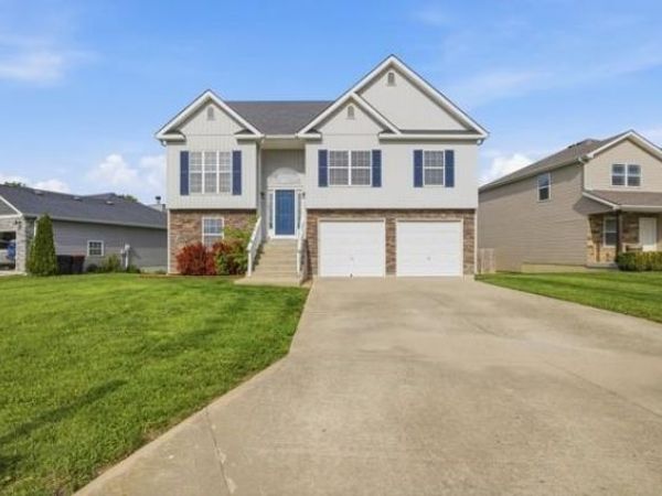 1219 Wildflower Road, Warrensburg, MO 64093
