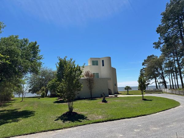 171 Dolphin Cove, Freeport, FL 32439