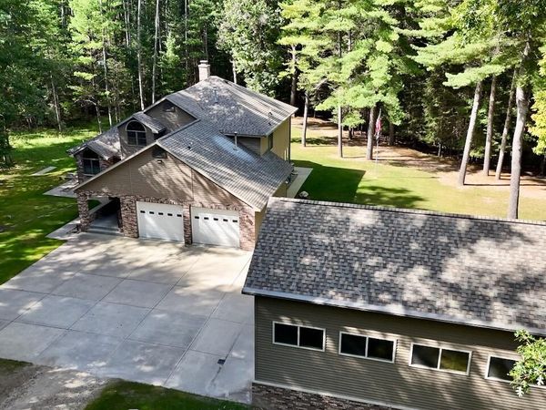 1697 Wildwood Road, Sterling, MI 48659