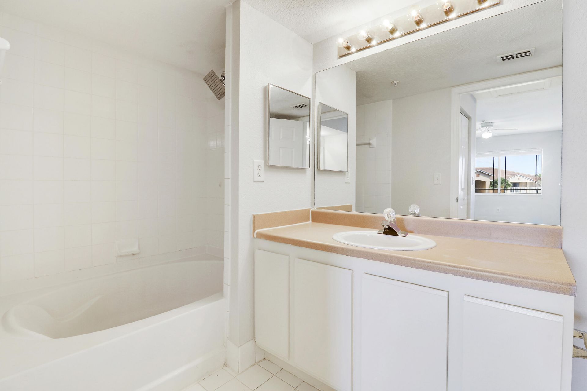 121 SW Palm Drive, Unit 306, Port Saint Lucie, FL 34986 Photo