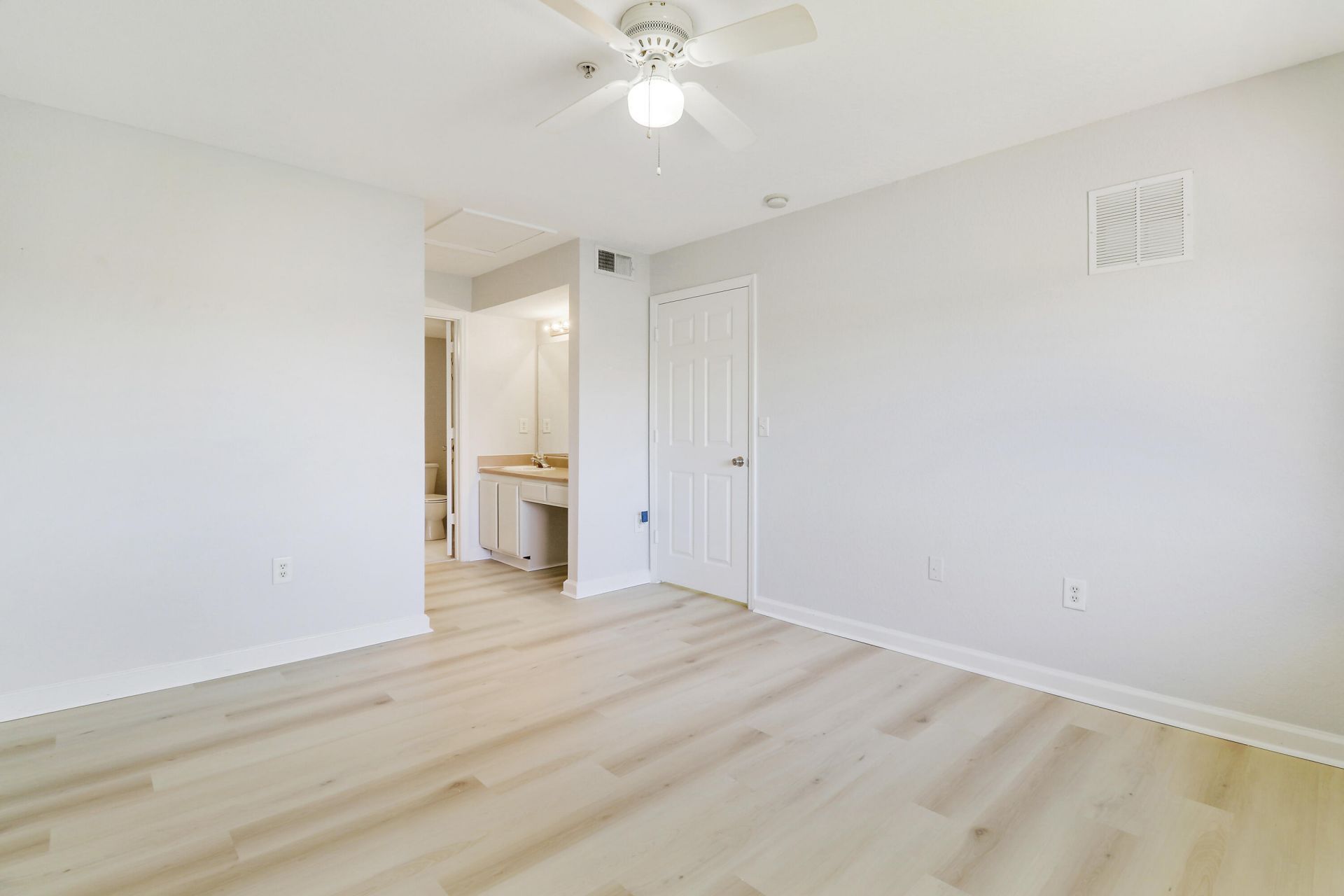 121 SW Palm Drive, Unit 306, Port Saint Lucie, FL 34986 Photo