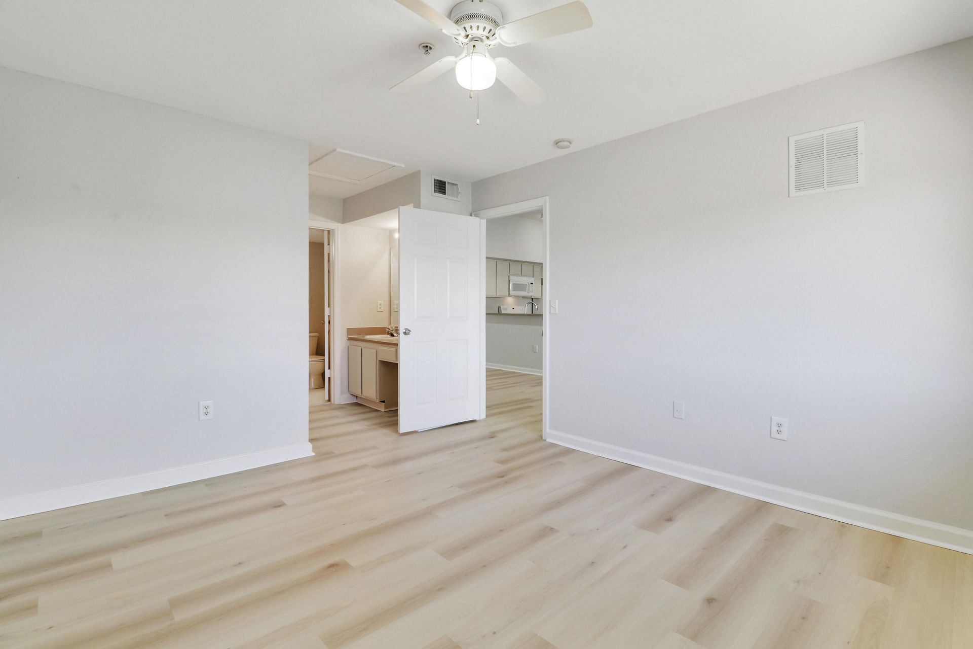 121 SW Palm Drive, Unit 306, Port Saint Lucie, FL 34986 Photo