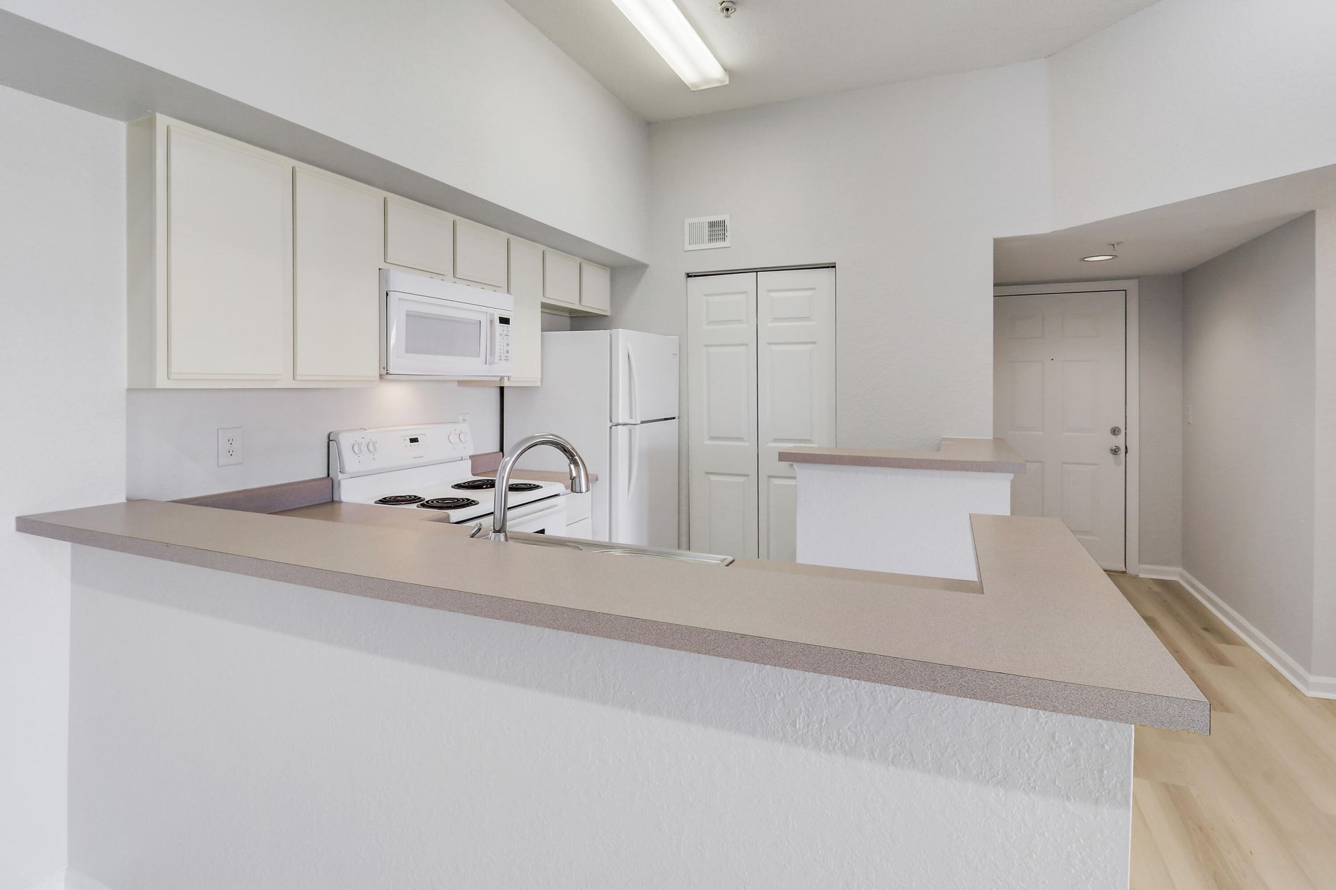 121 SW Palm Drive, Unit 306, Port Saint Lucie, FL 34986 Photo