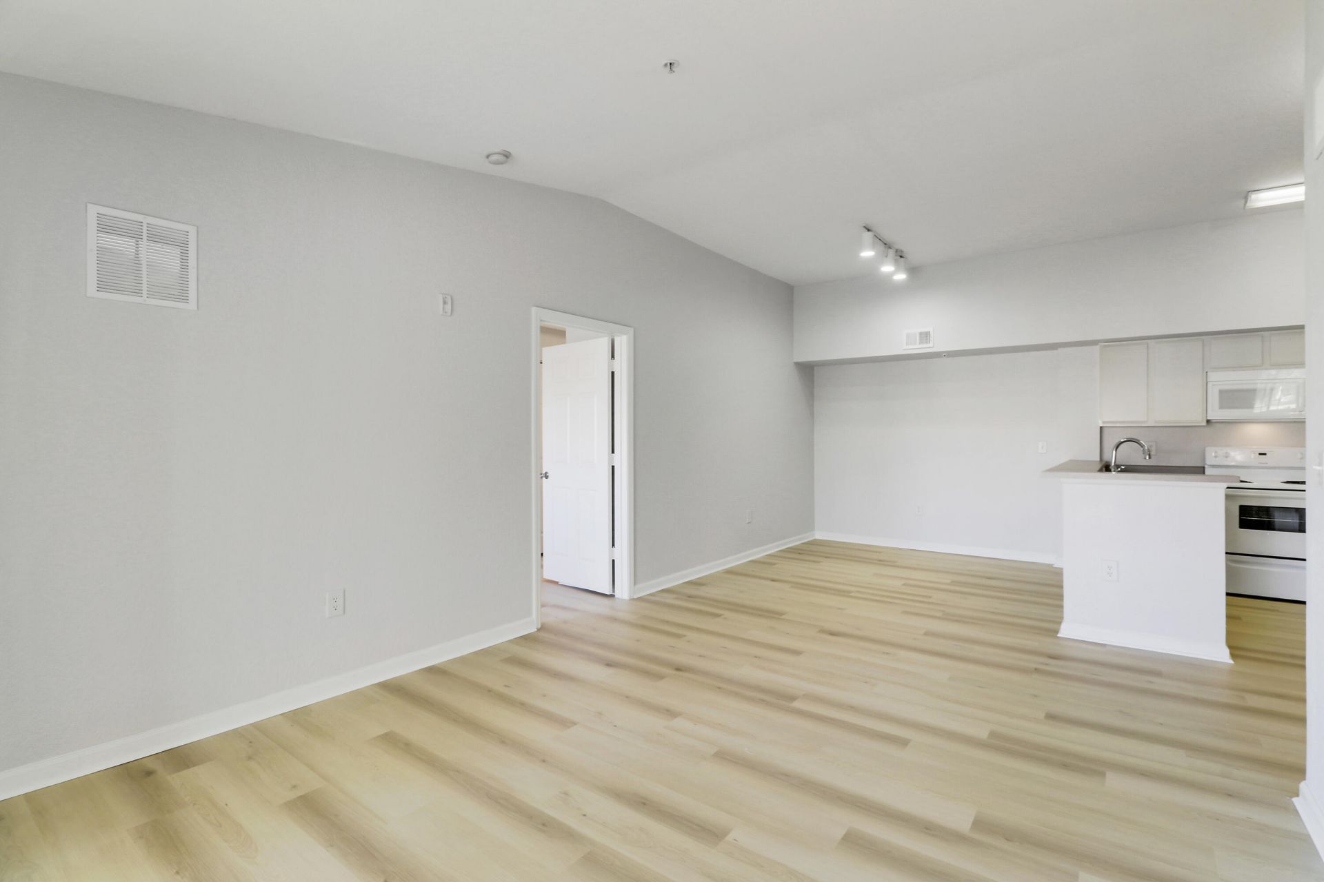 121 SW Palm Drive, Unit 306, Port Saint Lucie, FL 34986 Photo