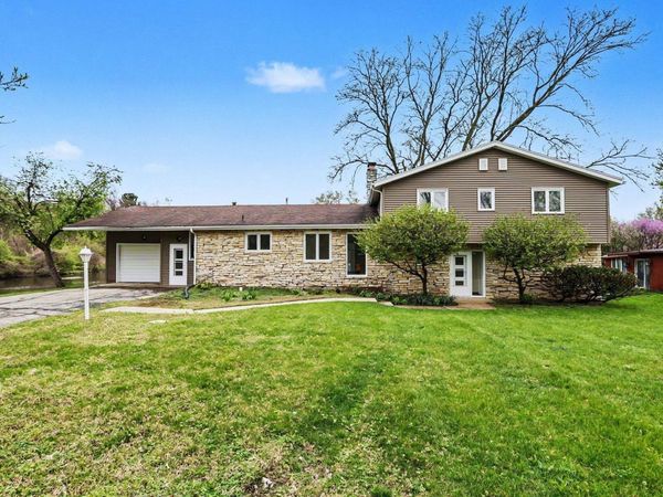 17330 Mcerlain Street, South Bend, IN 46635