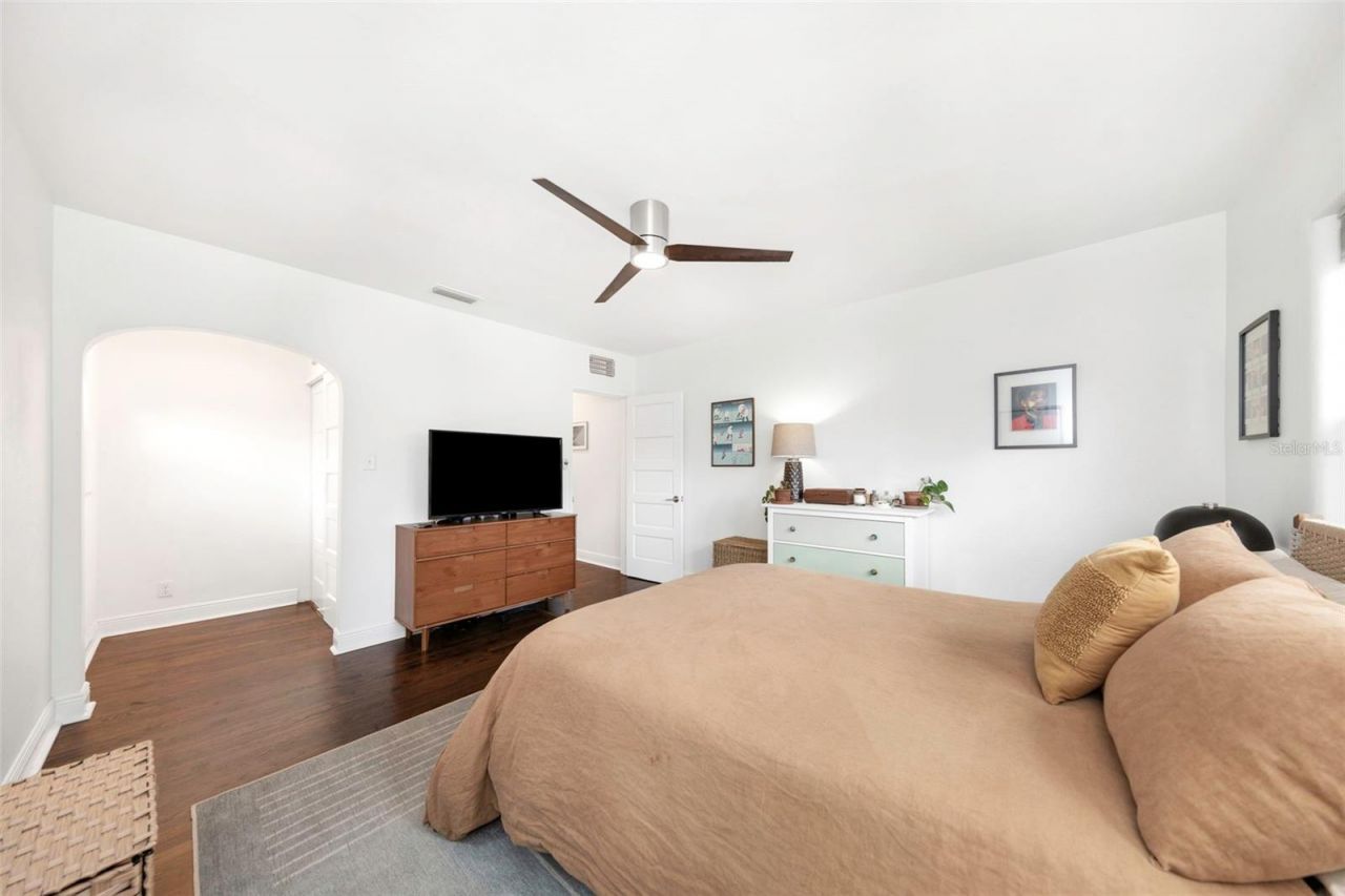 4300 3rd Avenue S, Saint Petersburg, FL 33711 Photo