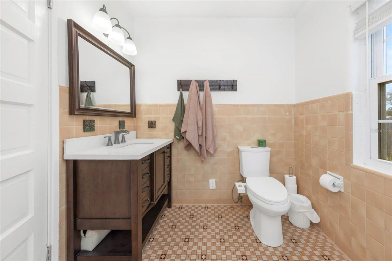 4300 3rd Avenue S, Saint Petersburg, FL 33711 Photo
