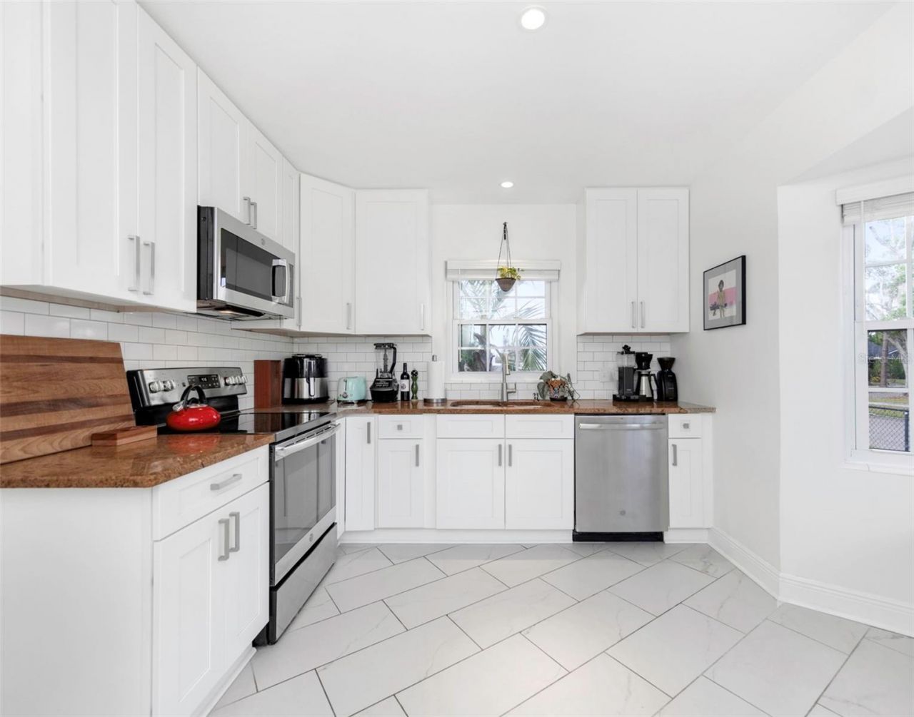 4300 3rd Avenue S, Saint Petersburg, FL 33711 Photo