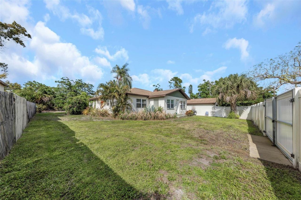 4300 3rd Avenue S, Saint Petersburg, FL 33711 Photo