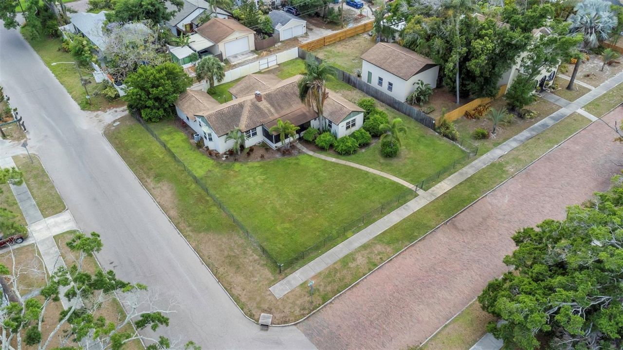 4300 3rd Avenue S, Saint Petersburg, FL 33711 Photo