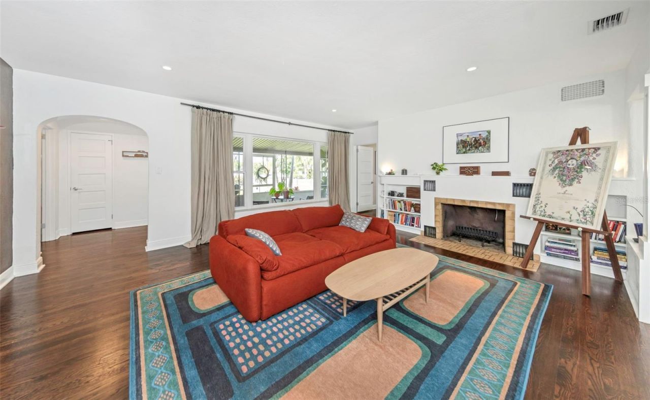 4300 3rd Avenue S, Saint Petersburg, FL 33711 Photo