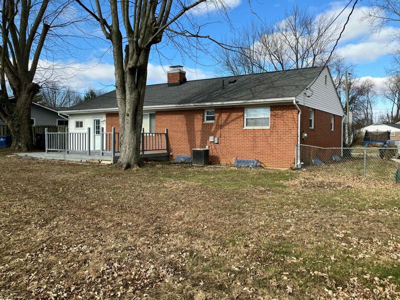 1230 Carrousel Drive E, Reynoldsburg, OH 43068 Photo 5