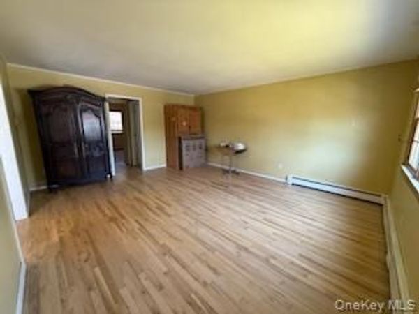 22 Salisbury Drive S, East Northport, NY 11731