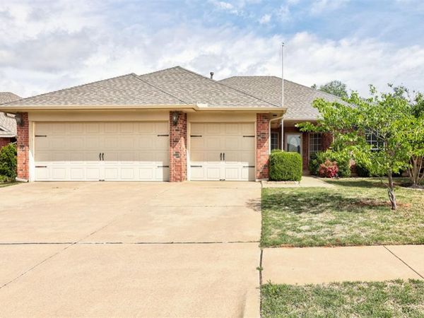 2833 NW 166th Street, Edmond, OK 73012