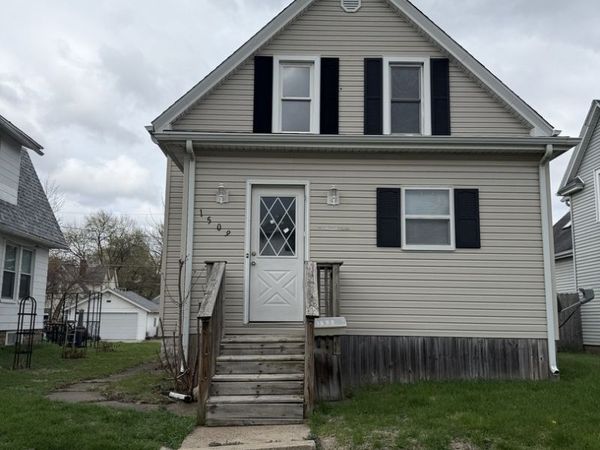 1509 42nd Street , Rock Island, IL 61201