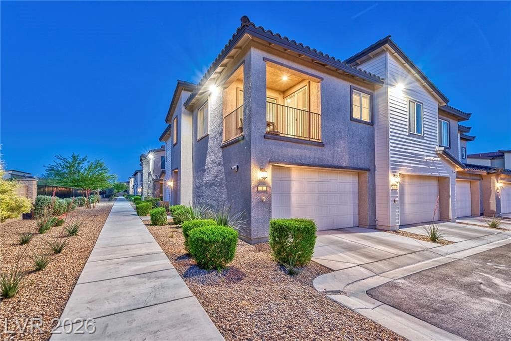 7362 N DECATUR Boulevard , Las Vegas, NV 89131