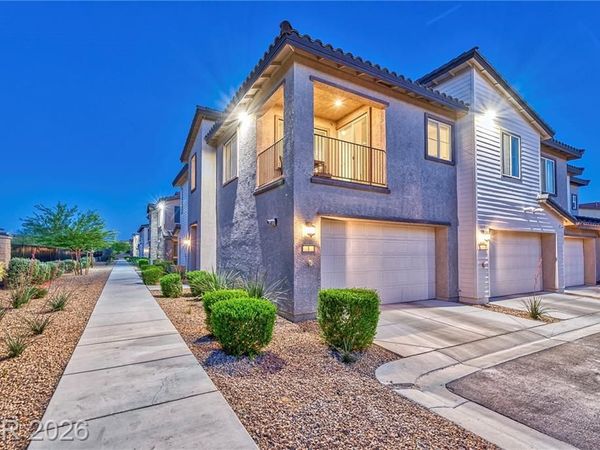 7362 N DECATUR Boulevard , Unit 1, Las Vegas, NV 89131