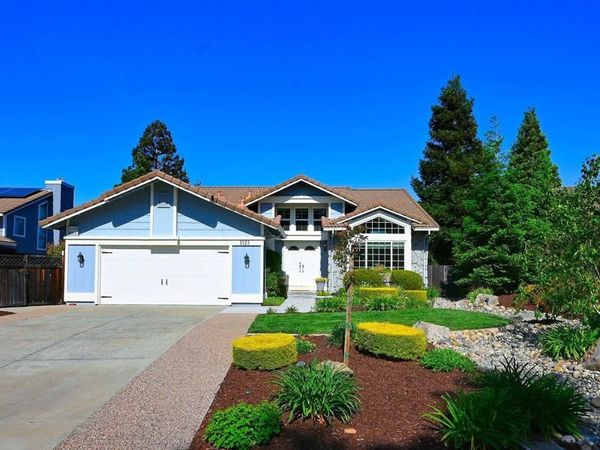 1121 Vista Point Ln, Concord, CA 94521