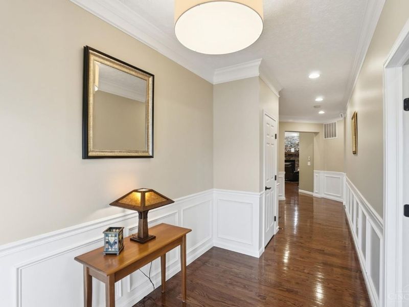 305 Haybrooke Drive, Maineville, OH 45039 Photo 10