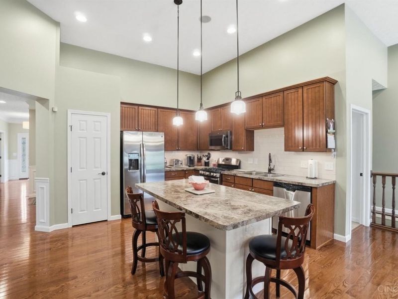 305 Haybrooke Drive, Maineville, OH 45039 Photo 12