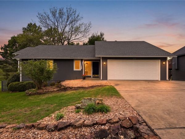 25 Dalton Drive , Bella Vista, AR 72714