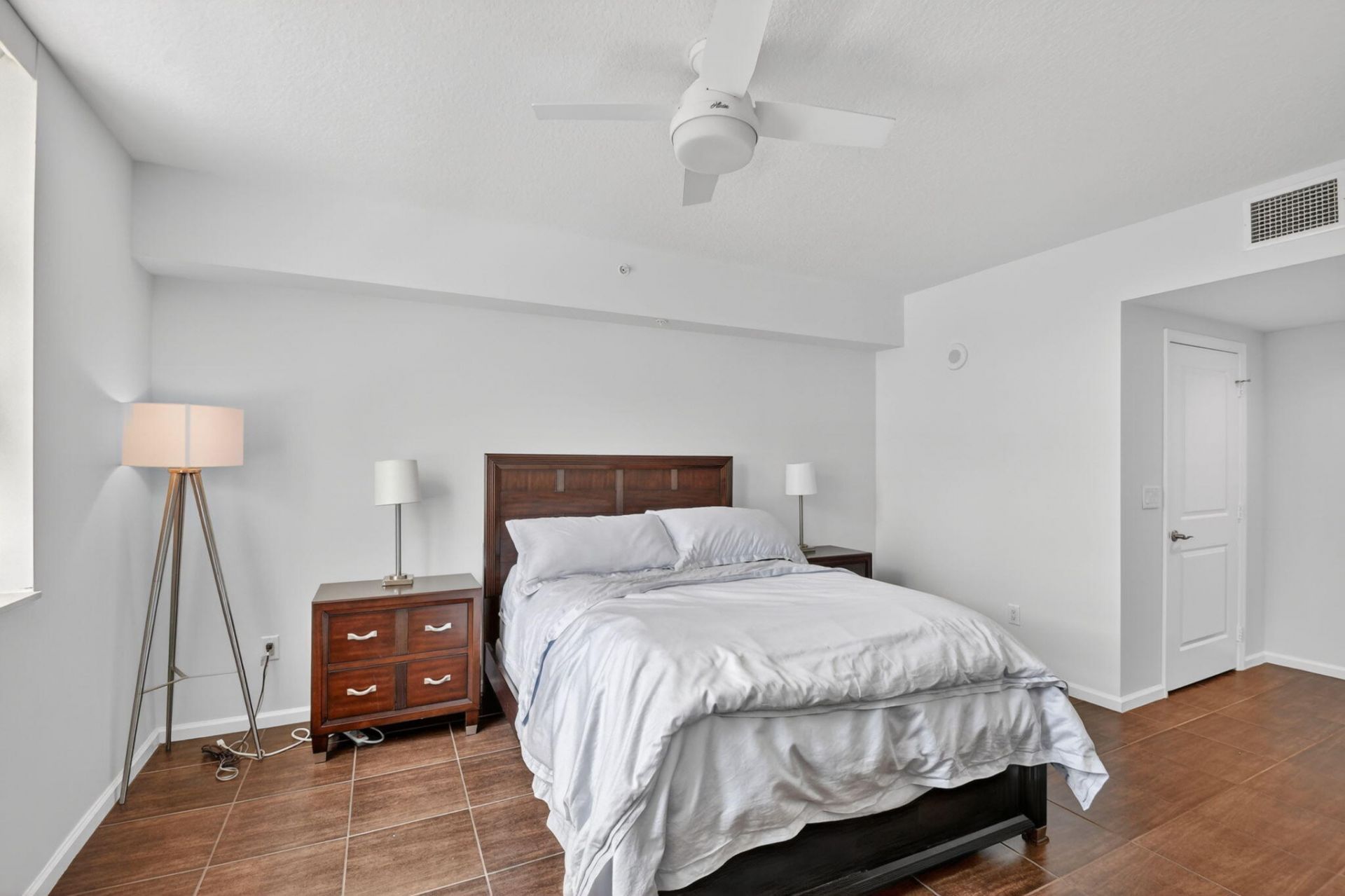 403 S Sapodilla Avenue, Unit 307, West Palm Beach, FL 33401 Photo