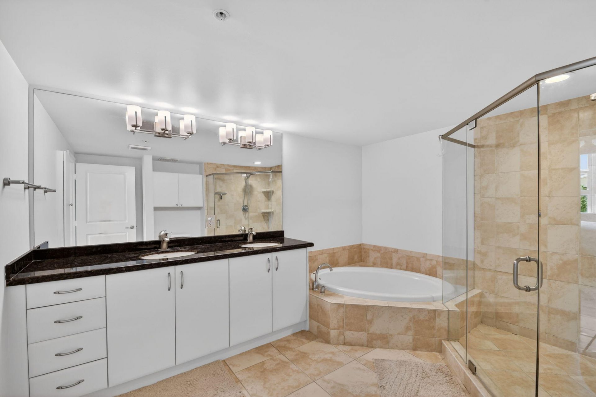 403 S Sapodilla Avenue, Unit 307, West Palm Beach, FL 33401 Photo