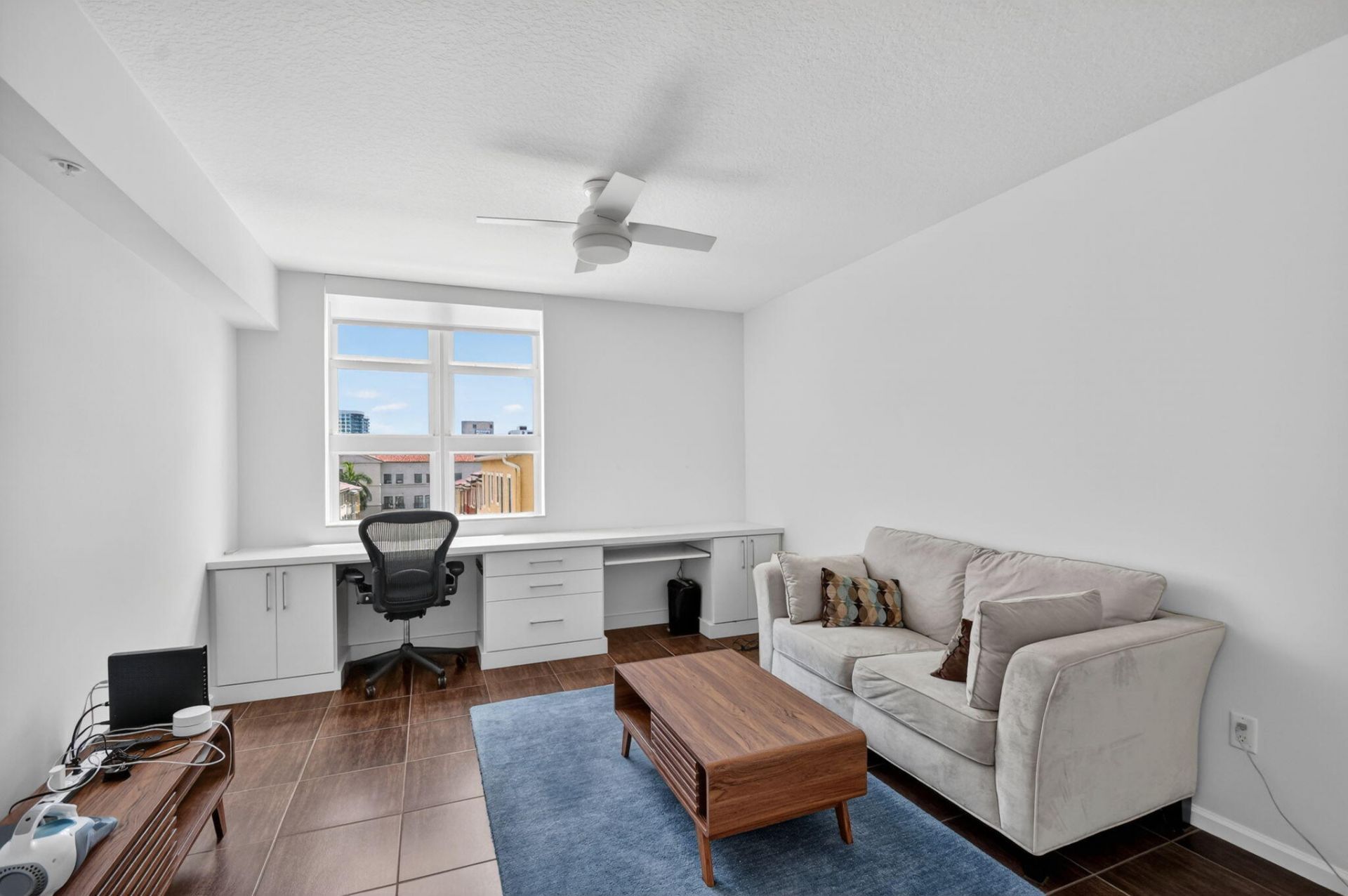 403 S Sapodilla Avenue, Unit 307, West Palm Beach, FL 33401 Photo