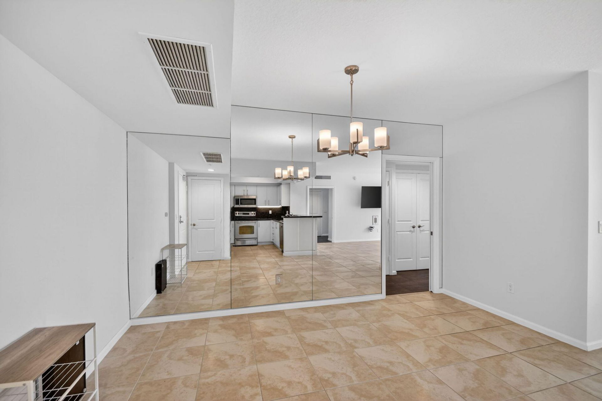 403 S Sapodilla Avenue, Unit 307, West Palm Beach, FL 33401 Photo