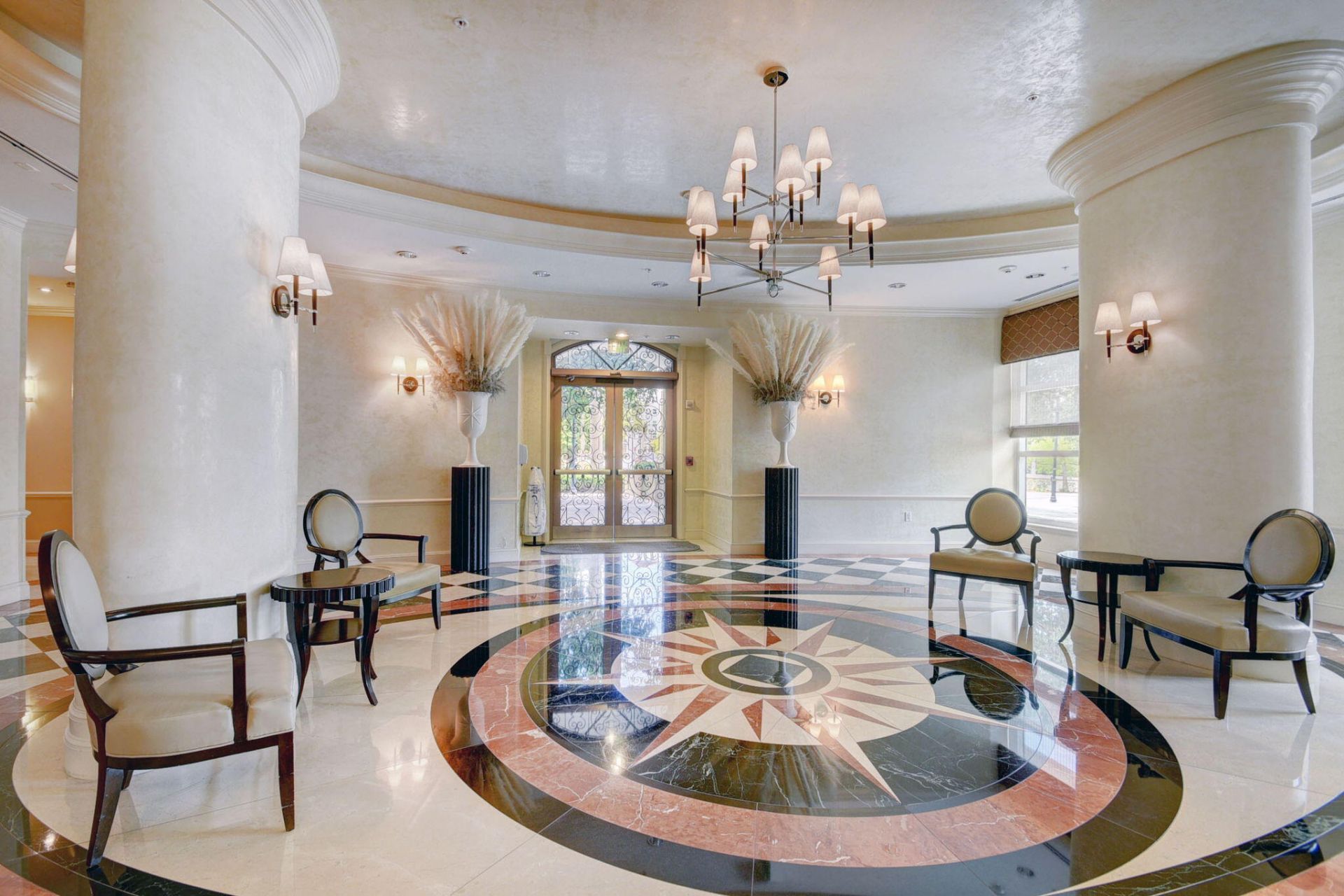 403 S Sapodilla Avenue, Unit 307, West Palm Beach, FL 33401 Photo