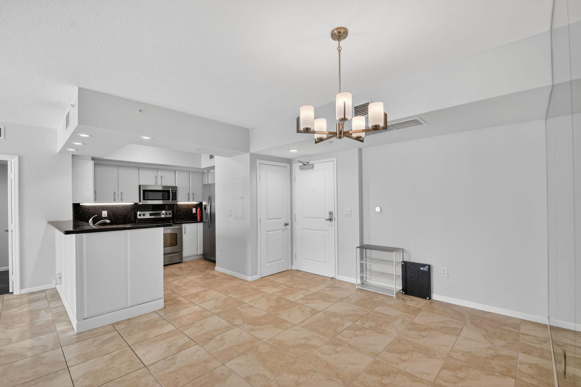 403 S Sapodilla Avenue, Unit 307, West Palm Beach, FL 33401 Photo