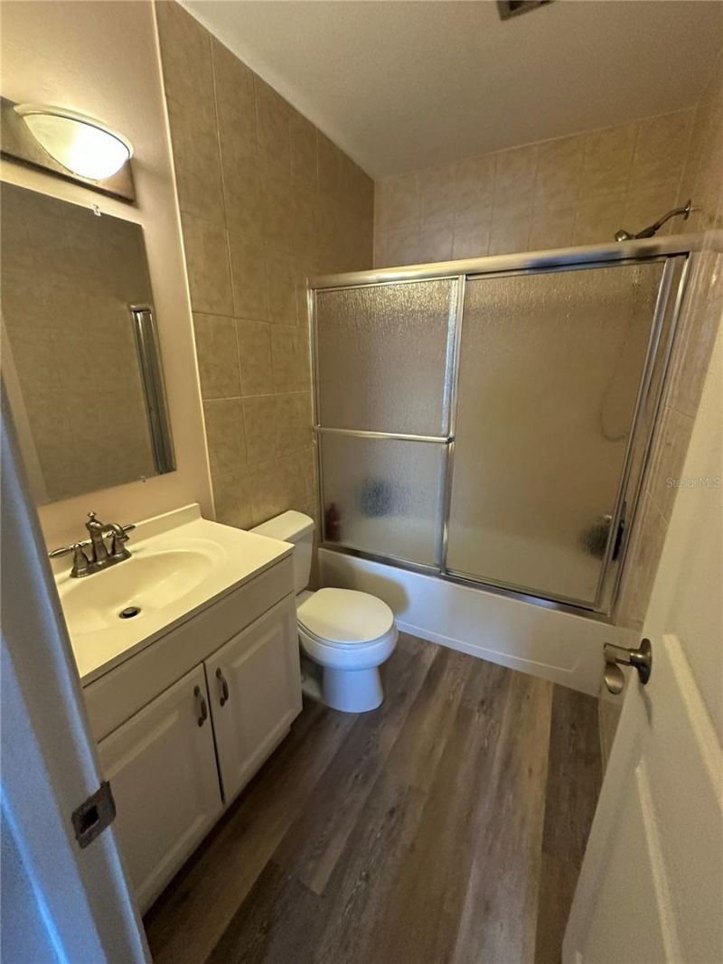 1084 82nd Terrace N, Unit 1084E, Saint Petersburg, FL 33702 Photo