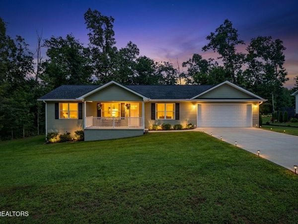 204 Nehasane Lane, Crossville, TN 38572