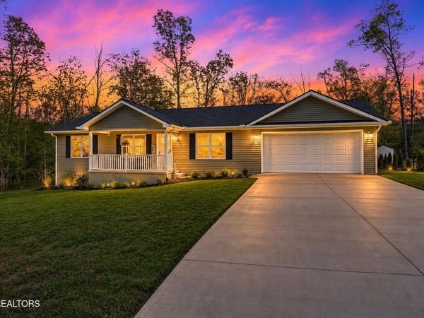 204 Nehasane Lane, Crossville, TN 38572