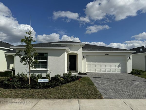 10445 NW Suncrest Lp, Port St. Lucie, FL 34987