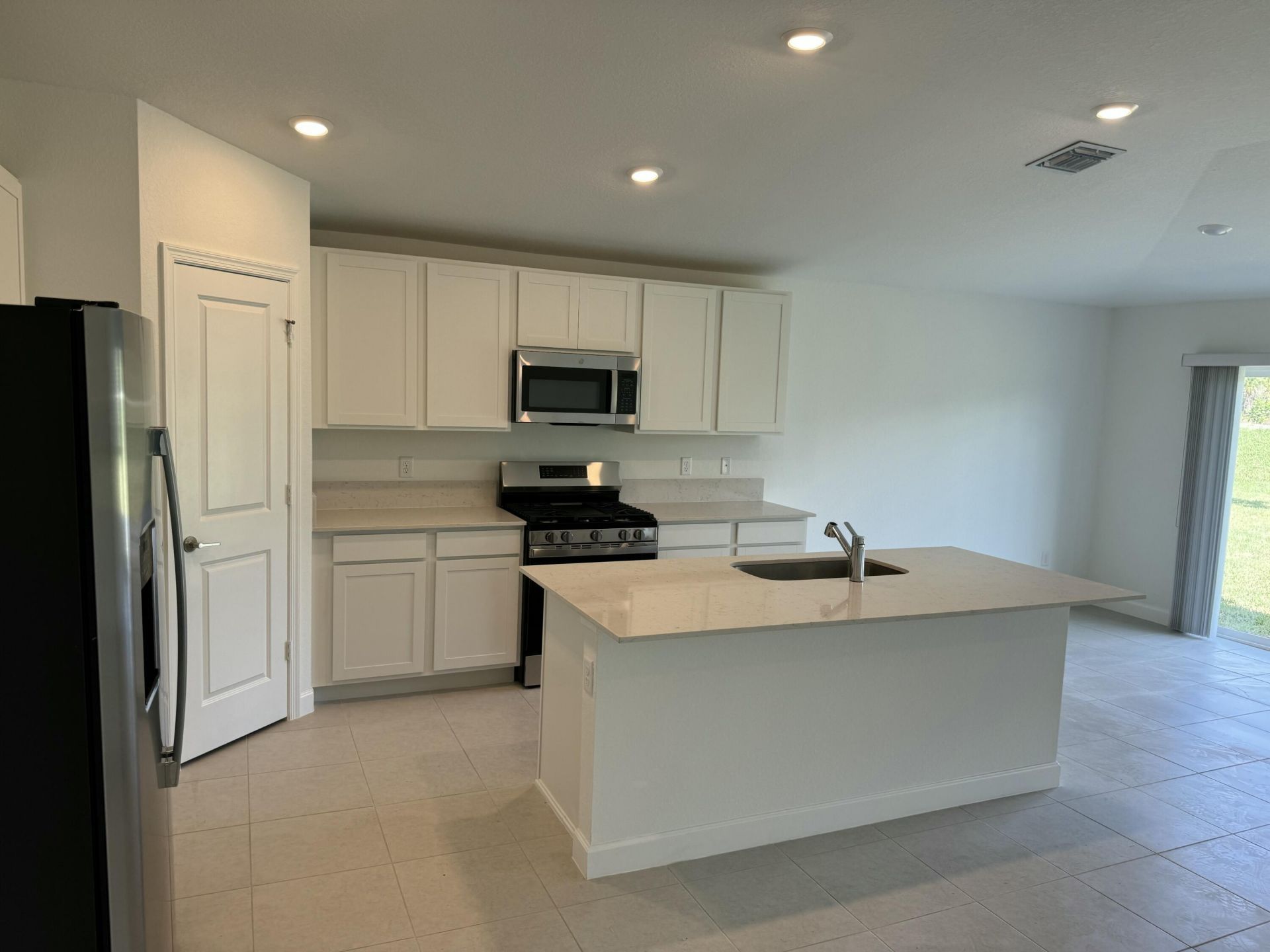 10445 NW Suncrest Lp, Port Saint Lucie, FL 34987 Photo