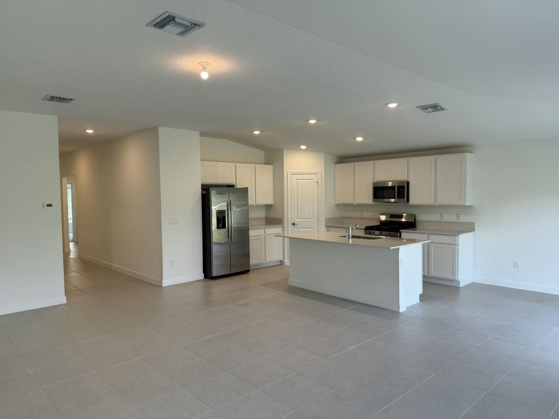 10445 NW Suncrest Lp, Port Saint Lucie, FL 34987 Photo