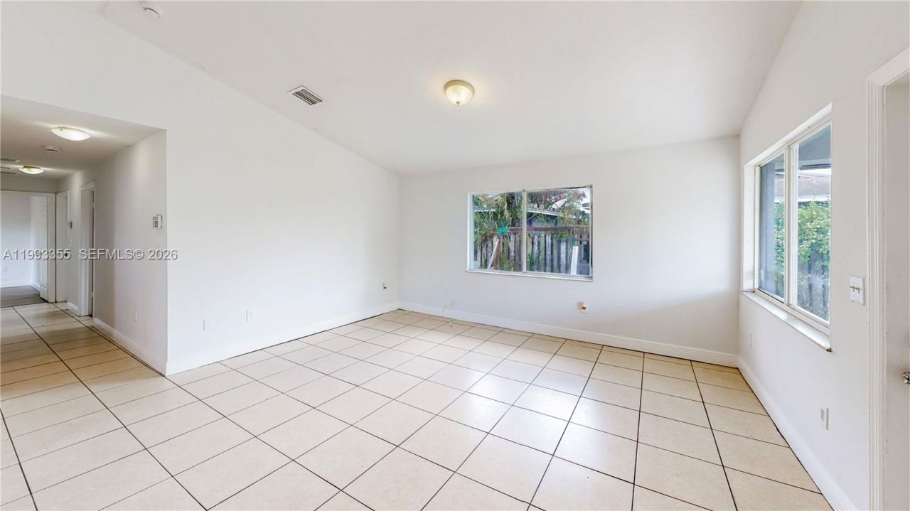 1616 NW 7th Pl , Florida City, FL 33034 Photo