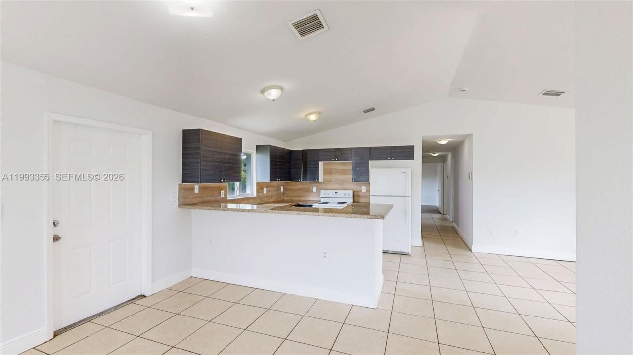 1616 NW 7th Pl , Florida City, FL 33034 Photo