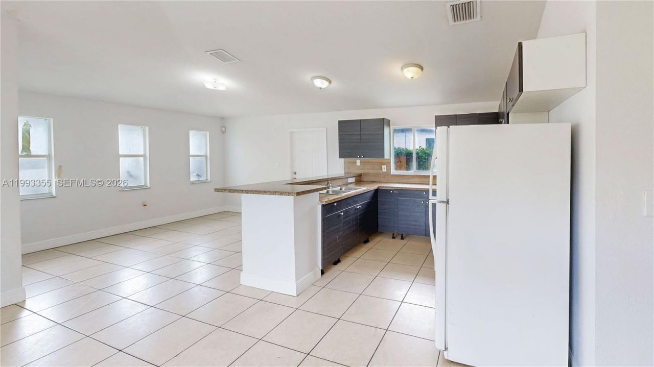 1616 NW 7th Pl , Florida City, FL 33034 Photo