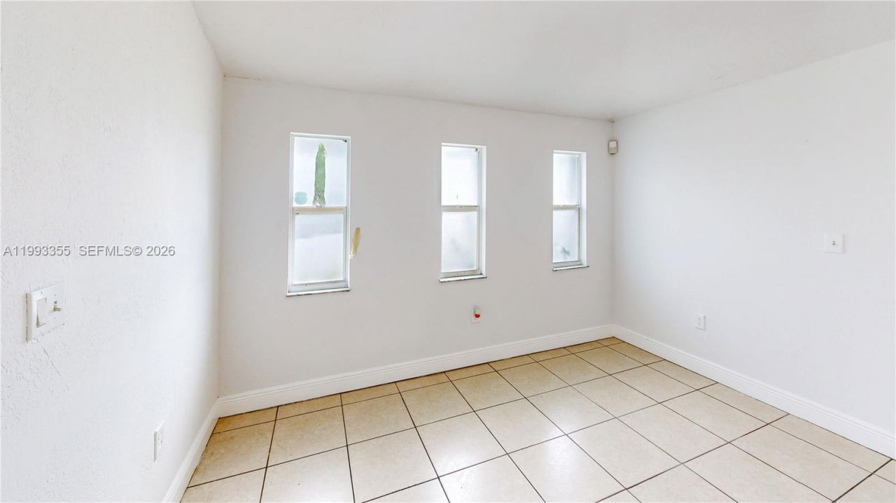 1616 NW 7th Pl , Florida City, FL 33034 Photo