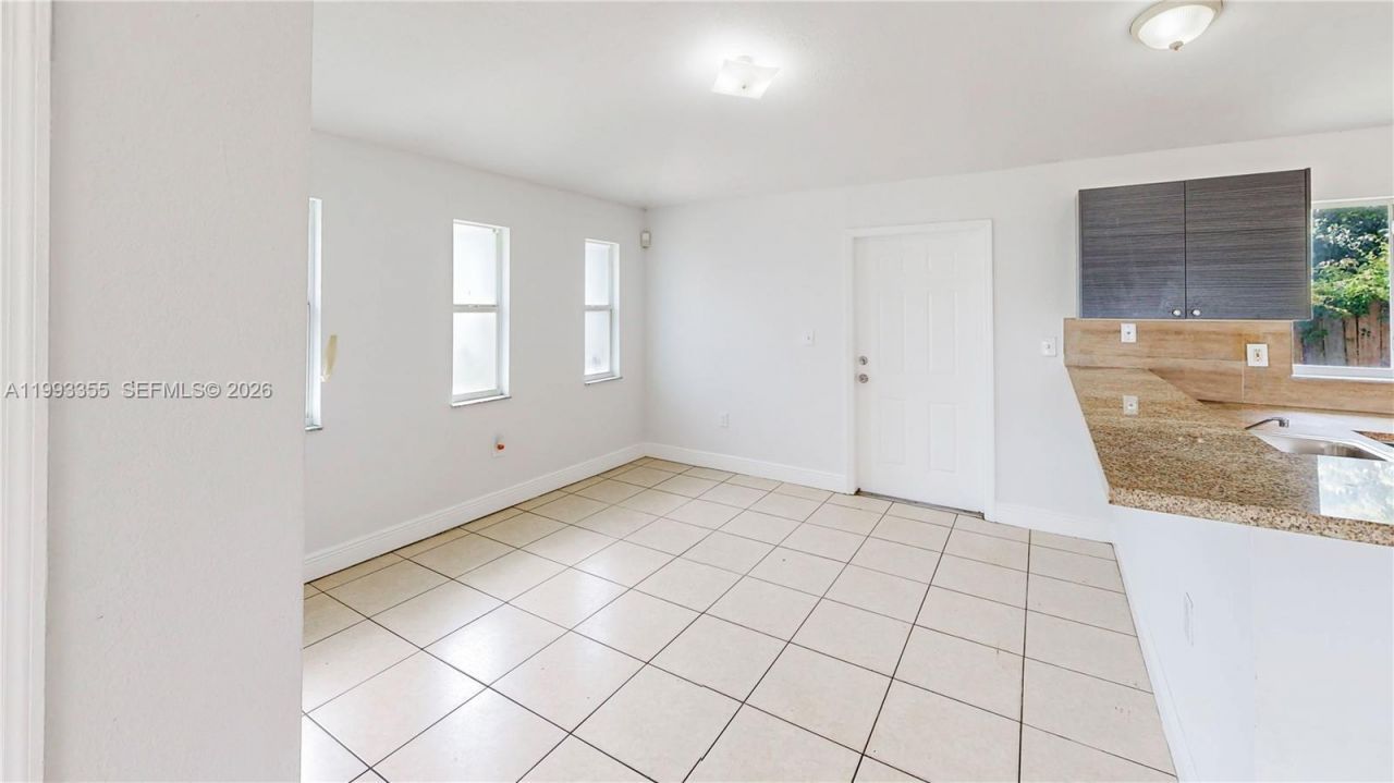 1616 NW 7th Pl , Florida City, FL 33034 Photo