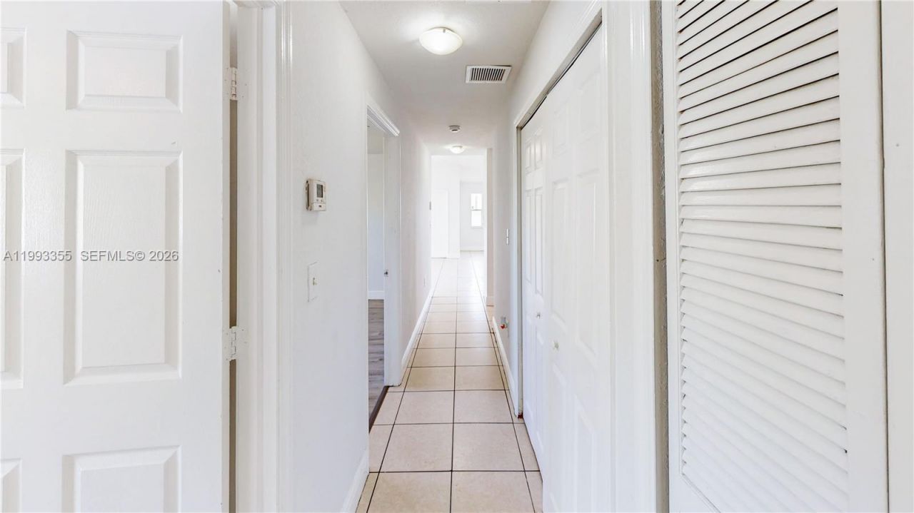 1616 NW 7th Pl , Florida City, FL 33034 Photo