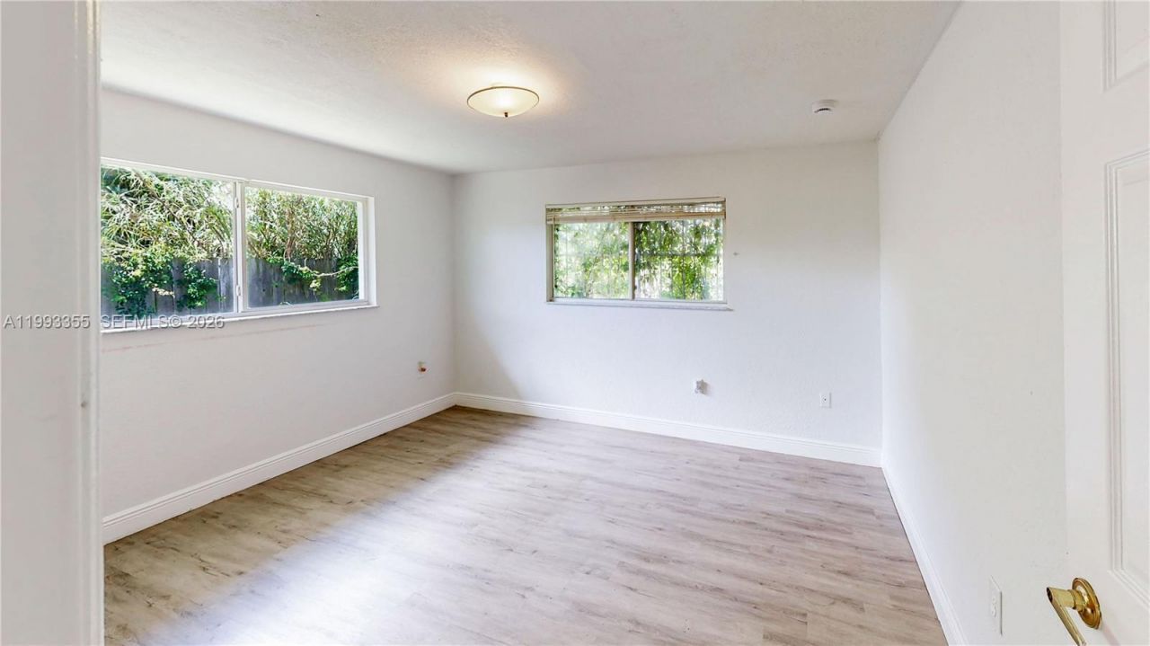 1616 NW 7th Pl , Florida City, FL 33034 Photo