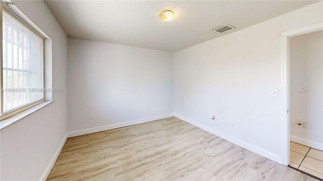 1616 NW 7th Pl , Florida City, FL 33034 Photo