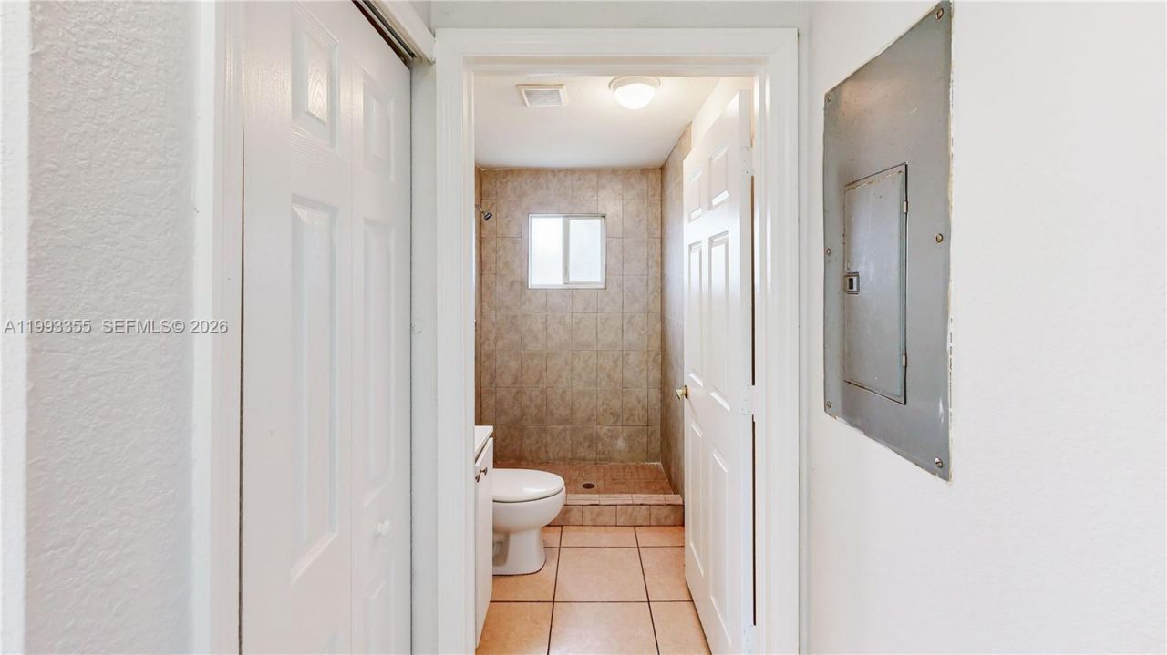 1616 NW 7th Pl , Florida City, FL 33034 Photo