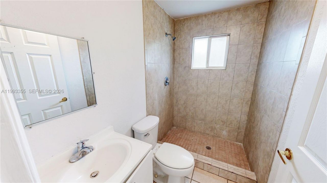 1616 NW 7th Pl , Florida City, FL 33034 Photo