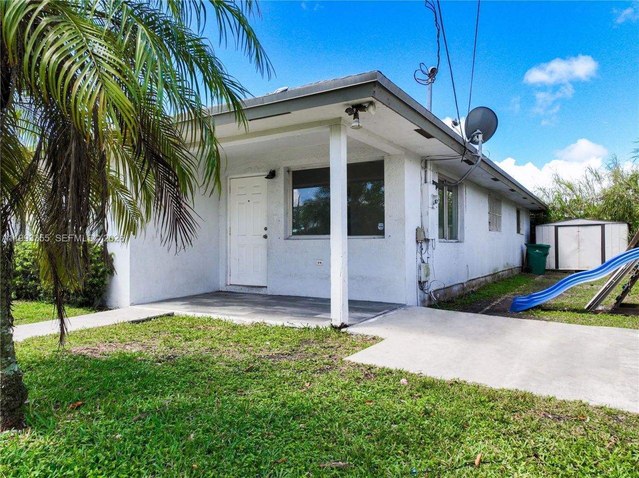 1616 NW 7th Pl , Florida City, FL 33034 Photo