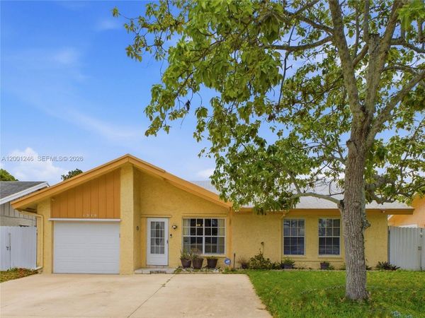 1319 SW 74th Ave, North Lauderdale, FL 33068